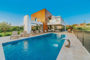 Villa Aria Visnjan in Central Istria for 12 people - pet friendly with wellness & sea view